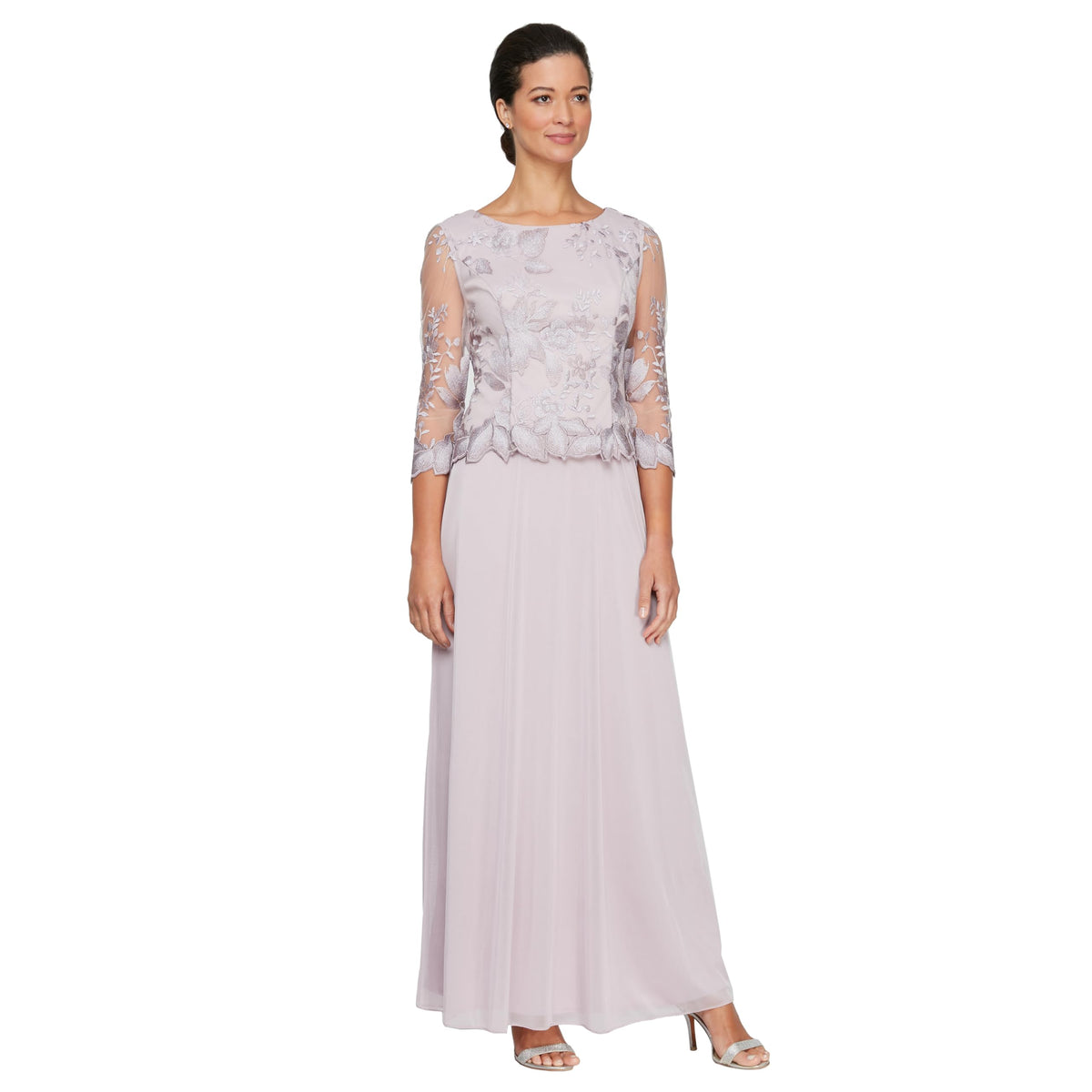 Womens Three Quarter Sleeve Stretch Lace Bodice Gown